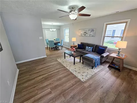 Living - 218 Pine Grove Ave, Hampton, VA 23669 photo 2 of 2