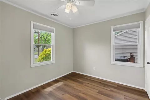 Bedroom - 51 Phelps Cir, Hampton, VA 23663 photo 2 of 2