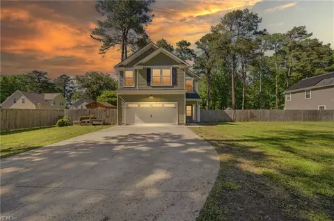 1002 Midway Dr, Chesapeake, VA 23322
