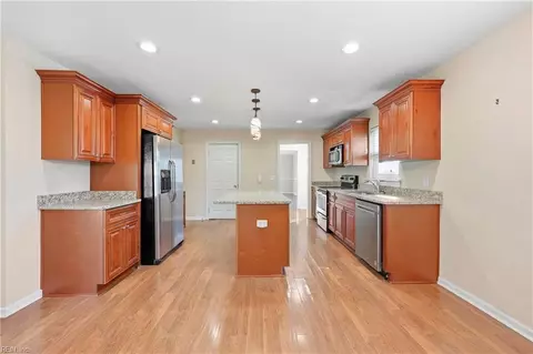 Other - 30 Meadowbrook Dr, Hampton, VA 23666 photo 1 of 4