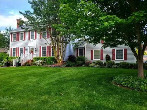 725 Harris Point Dr, Virginia Beach, VA 23455