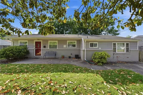 409 Big Pine Dr, Virginia Beach, VA 23452