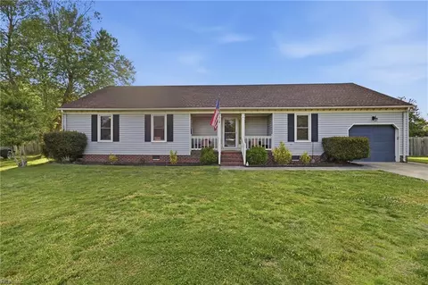 312 Gallenway Ter, Chesapeake, VA 23322