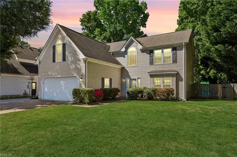 39 Locksley Dr, Hampton, VA 23666