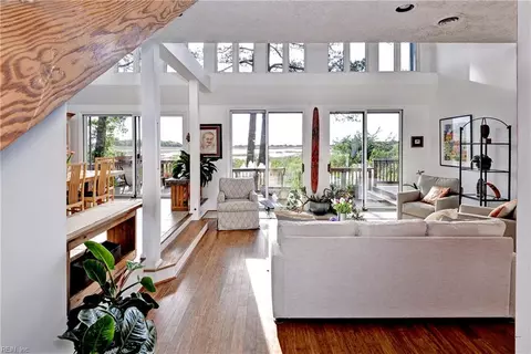 Living - 13 Fox Gate Way, Hampton, VA 23664 photo 1 of 6