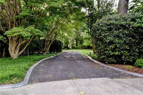 Exterior - 13 Fox Gate Way, Hampton, VA 23664 photo 1 of 15