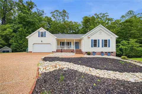 3717 Shackleton Ln, Williamsburg, VA 23188