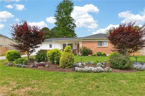 249 Capot Rd, Virginia Beach, VA 23462