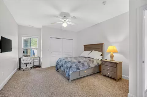 215 83rd St #B, Virginia Beach, VA 23451