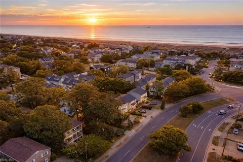 215 83rd St #B, Virginia Beach, VA 23451