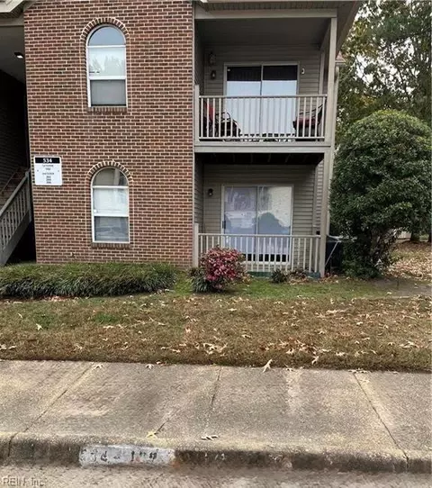534 Rainbow Ct #102, Newport News, VA 23608