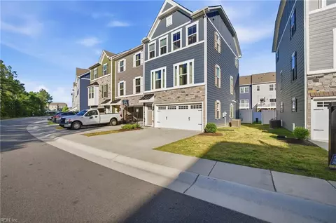 959 Gabion Way, Chesapeake, VA 23322