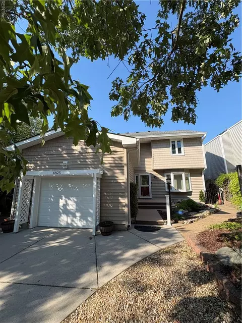 4825 Bay Bridge Ln, Virginia Beach, VA 23455