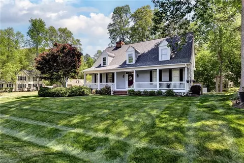 4997 Westmoreland Dr, Williamsburg, VA 23188