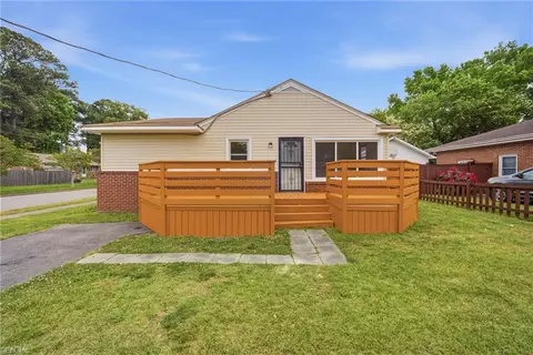 1120 Clarence St, Norfolk, VA 23502