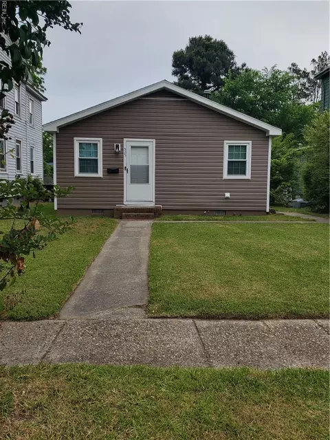 525 Mt Vernon Ave, Portsmouth, VA 23707
