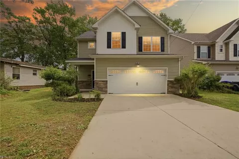 7612 Evelyn T Butts Ave, Norfolk, VA 23513