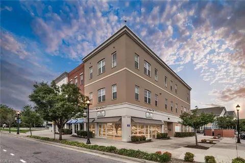 801 Poindexter St #314, Chesapeake, VA 23324