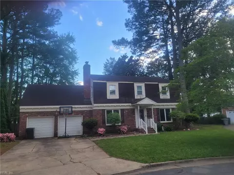 5 Wentworth Pl, Hampton, VA 23666
