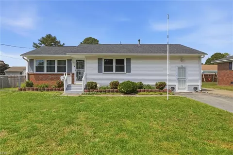 789 Meade Ln, Virginia Beach, VA 23455
