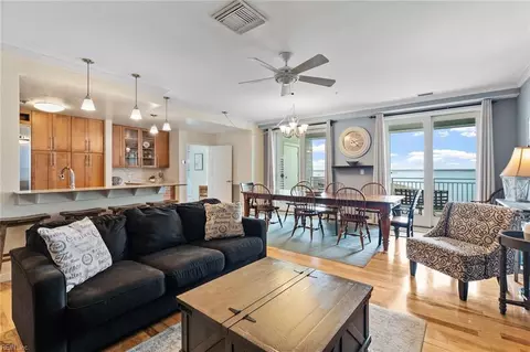 3700 Sandpiper Rd #418A, Virginia Beach, VA 23456