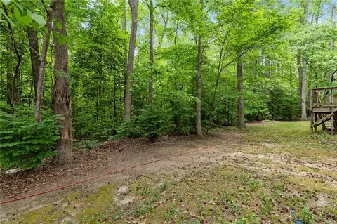 Exterior - 11202 Cabins End Ln, Gloucester, VA 23061 photo 10 of 11