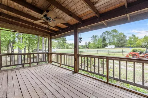 Exterior - 11202 Cabins End Ln, Gloucester, VA 23061 photo 3 of 11