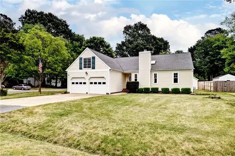 701 Tabb Lakes Dr, Yorktown, VA 23693