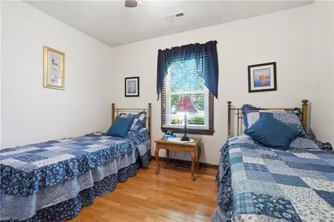 Bedroom - 305 Plummer Dr, Chesapeake, VA 23323 photo 4 of 6