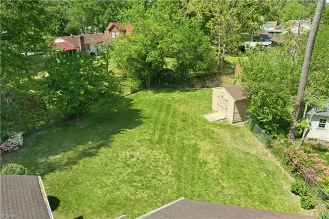 Exterior - 305 Plummer Dr, Chesapeake, VA 23323 photo 14 of 14