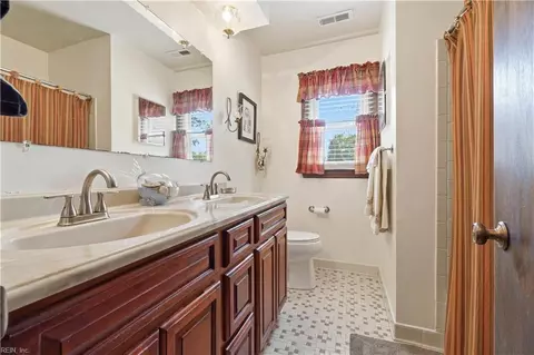 Bath - 305 Plummer Dr, Chesapeake, VA 23323 photo 1 of 4
