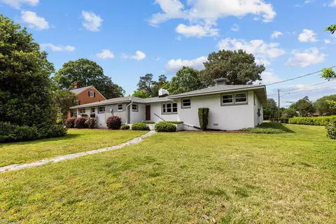 102 Irving St, Franklin, VA 23851