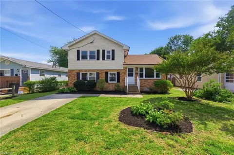 Exterior - 1107 Easterly Ave, Hampton, VA 23669 photo 3 of 6