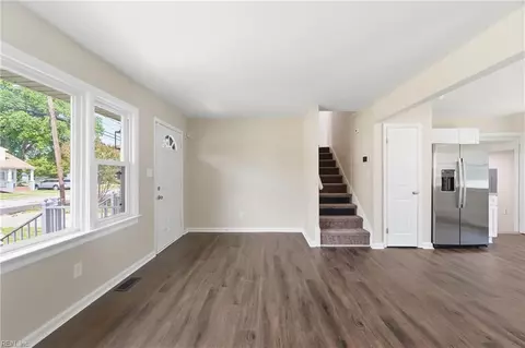 Living - 1107 Easterly Ave, Hampton, VA 23669 photo 2 of 3