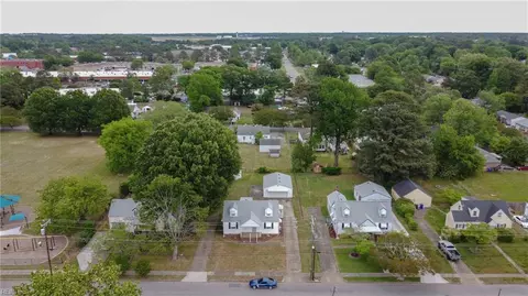View/Area - 2422 Bruce St, Norfolk, VA 23513 photo 2 of 10