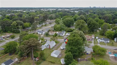 View/Area - 2422 Bruce St, Norfolk, VA 23513 photo 6 of 10