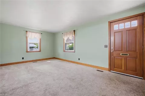 Living - 2422 Bruce St, Norfolk, VA 23513 photo 1 of 4