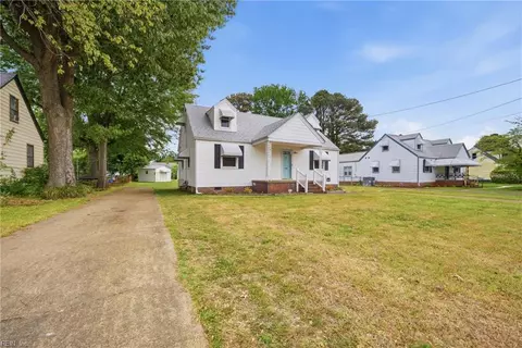 Exterior - 2422 Bruce St, Norfolk, VA 23513 photo 8 of 8
