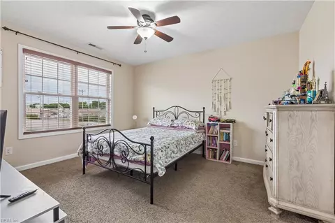 Bedroom - 208 Dooley St, Hampton, VA 23669 photo 7 of 8