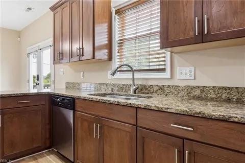 Kitchen - 208 Dooley St, Hampton, VA 23669 photo 2 of 2