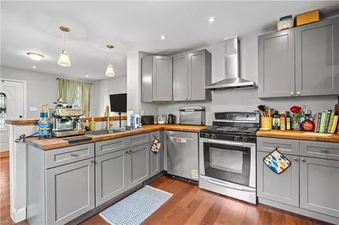 Kitchen - 57 Phelps Cir, Hampton, VA 23663 photo 2 of 2