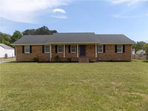 Exterior - 6 Peterson Ave, Smithfield, VA 23430 photo 3 of 8