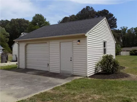Other - 6 Peterson Ave, Smithfield, VA 23430 photo 1 of 4