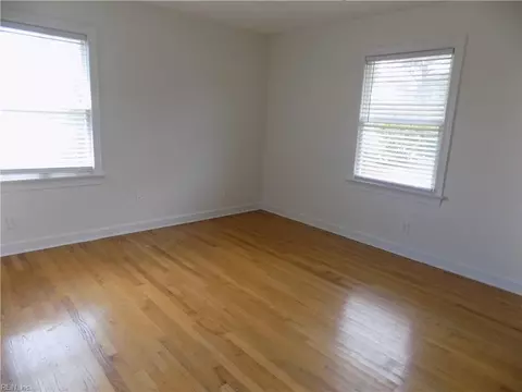 Bedroom - 6 Peterson Ave, Smithfield, VA 23430 photo 1 of 6