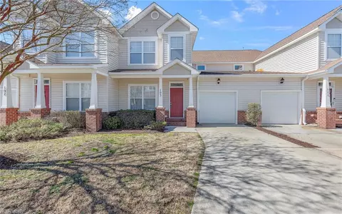 851 Norview Ave #103, Norfolk, VA 23513