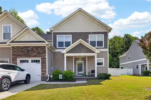 513 Cristfield Rd, Chesapeake, VA 23320
