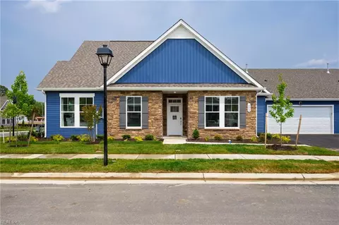 211 Oxford Ave #40-4, Smithfield, VA 23430