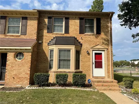 307 Paxford Dr, Virginia Beach, VA 23462