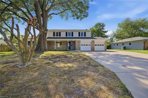 3705 Kings Point Arch Arch, Virginia Beach, VA 23452