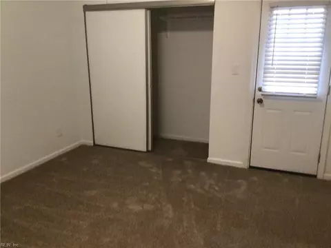 Other - 76 Emeraude Plage Pl #B, Hampton, VA 23666 photo 2 of 5